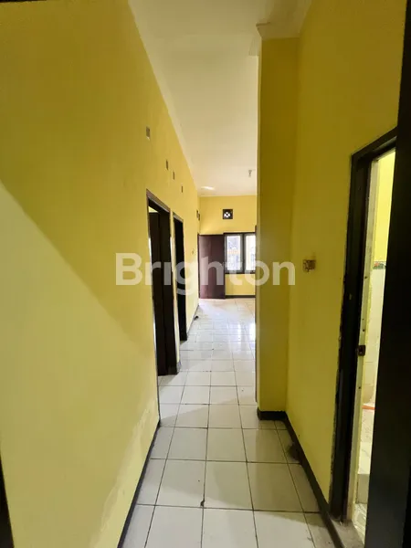 image RUMAH SIAP HUNI DI PERUM GRAHA INDAH JALAN MEDAYU SURABAYA (6)