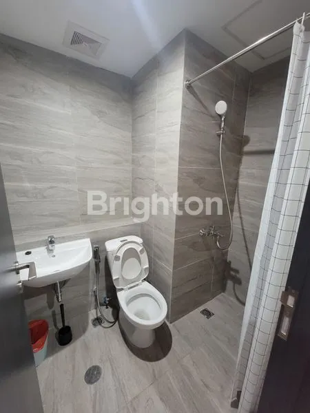 image *JUAL ATAU SEWA APARTEMEN COLLINS BOULEVARD SERPONG BSD CITY* (4)