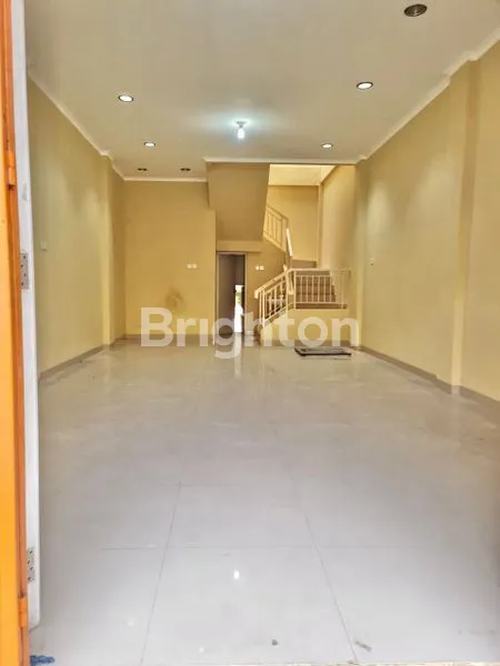 image RUKO 2.5 LANTAI RAPI TERAWAT SIAP HUNI CBD CENGKARENG BUSINESS DISTRICT TAMAN PALEM (5)