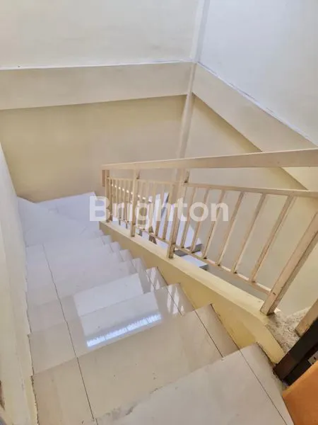 image RUKO 2.5 LANTAI RAPI TERAWAT SIAP HUNI CBD CENGKARENG BUSINESS DISTRICT TAMAN PALEM (7)