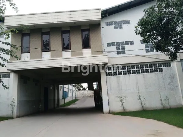 PABRIK DAN GUDANG DI JALAN RAYA PRIGEN PANDAAN KABUPATEN PASURUAN