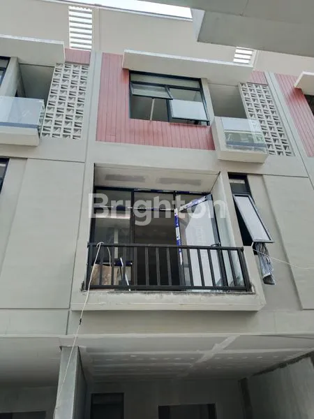 image RUMAH BANGUNAN BARU DI MENTENG WADAS JAKARTA SELATAN (2)