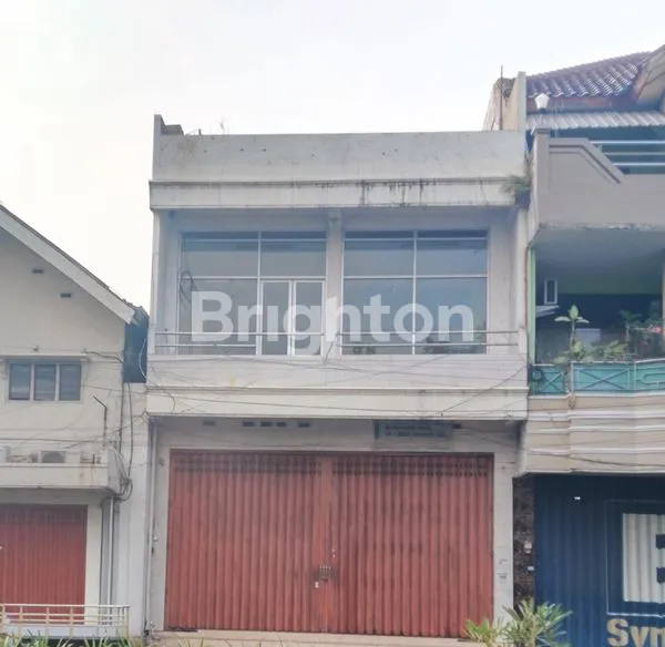 RUKO 2 LANTAI JALAN AHMAD YANI PANDAAN KABUPATEN PASURUAN