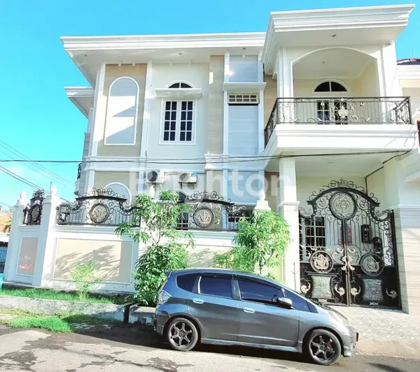 image RUMAH HOOK MANYAR BANGUNAN BARU ROW JALAN LEBAR, RUMAH SIAP HUNI DEKAT UNTAG  (3)