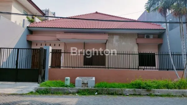 image  RUMAH MANYAR TIRTOMOYO 1 LANTAI TERAWAT (1)