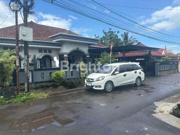 RUMAH MEWAH 7KT DI SWADAYA KEDATON - 600M² DEKAT MALL & KAMPUS
