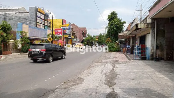 RUMAH + TOKO DI SRENGAT BLITAR