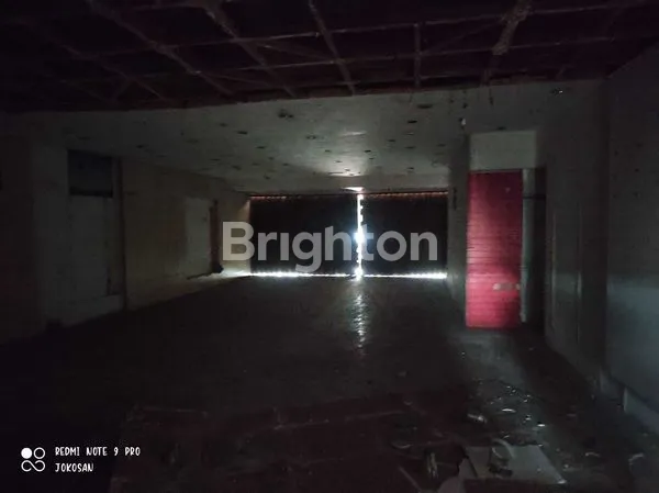 image TOKO STRATEGIS PINGGIR JALAN RAYA UTAMA URIP SUMOHARJO. (2)