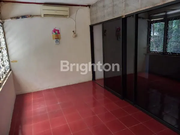 image DI JUAL RUKO LANTAI DUA DI KAMPUNG BALI KECAMATAN TANAH ABANG JAKARTA PUSAT (4)