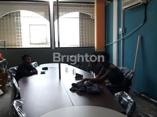 image RUKO 3 LANTAI LOKASI STRATEGIS DAERAH CIPINANG PULO GADUNG JAKARTA TIMUR (7)