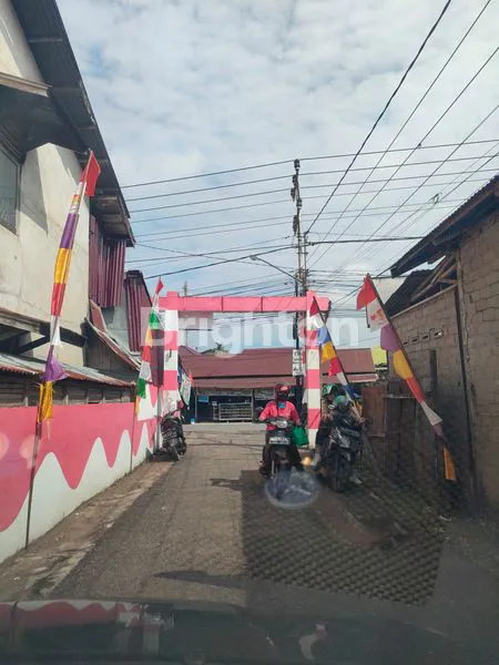 image RUMAH PRIBADI SIAP HUNI JALAN PERDAMAIAN,  GANG AMHAR (4)
