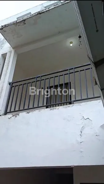 image RUKO DUA LANTAI STRATEGIS DI JALAN RAYA NGIJO KARANGPLOSO DENGAN HALAMAN LUAS DEPAN BELAKANG (1)