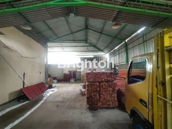 image GUDANG SIAP PAKAI 200M² DI RAYA WOLTER MONGINSIDI - AKSES TOL (2)