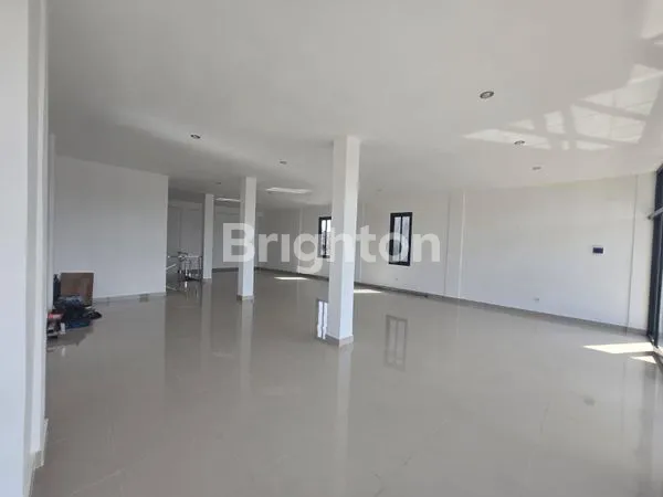 image RUKO BARU 2 LANTAI LEBAR 10 METER  2 UNIT JADI SATU DI JALAN UTAMA KEPUNDUNG DENPASAR BALI (3)