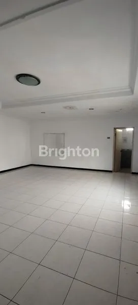 image RUMAH 2 LANTAI DI PEJAGALAN JAKARTA BARAT (6)