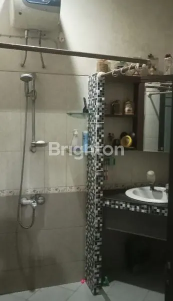 image DIJUAL RUMAH: KETINTANG PERMAI, SURABAYA. SHM - ID : 118 (8)