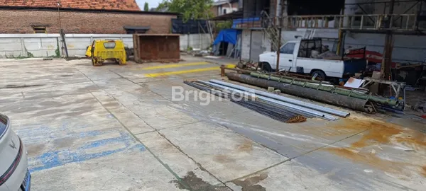 image DIJUAL/DISEWAKAN  GUDANG LOKASI STRATEGIS DI ARTERI JLN TOL DEKAT BUNDARAN WARU DAN SEBERANG MAL CITO, SURABAYA SELATAN (7)