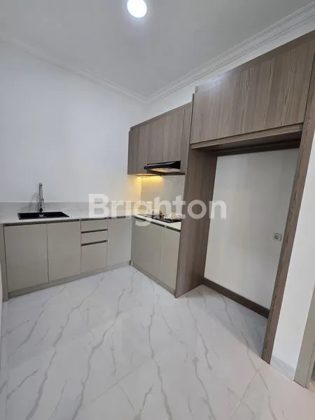 image RUMAH MEWAH HOOK 3 LANTAI AMERICAN CLASSIC DI VANYA PARK BSD (6)