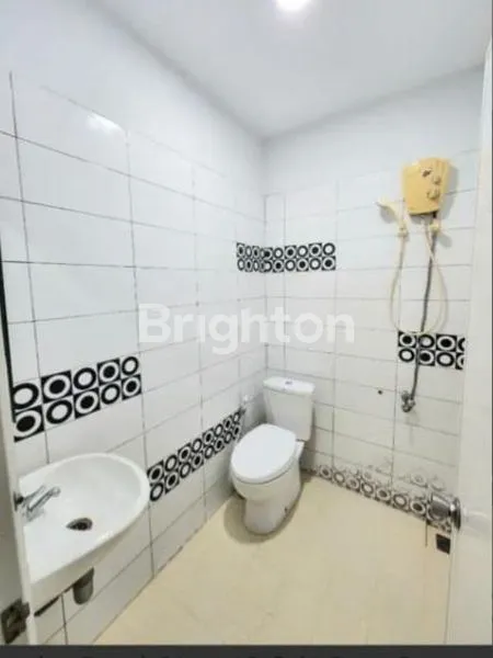 image RUMAH BAGUS SIAP HUNI DI PERUMAHAN ELIT.DEKAT PINTU TOL JAGORAWI.DANAU BOGOR RAYA.BOGOR (7)