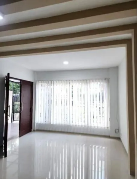image RUMAH BAGUS SIAP HUNI DI PERUMAHAN ELIT.DEKAT PINTU TOL JAGORAWI.DANAU BOGOR RAYA.BOGOR (3)