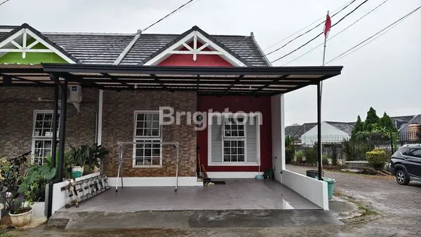 DI JUAL RUMAH LUAS SIAP DI HUNI DI CIBINONG, 10-15 MENIT KE STASIUN CIBINONG, 5 MENIT KE STASIUN PONDOK RAJEG, 10-15 MENIT KE CIBINONG CITY MALL, 5-10 MENIT KE PASAR TRADISIONAL, 10 MENIT KE RSUD CIBINONG