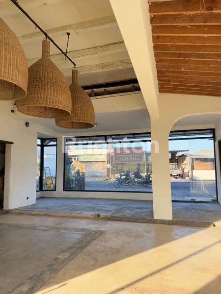 TOKO STRATEGIS DI BY PASS TANAH LOT