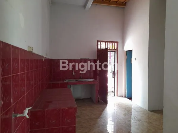 image DI JUAL RUMAH LUAS SIAP HUNI DI CIBINONG, 10-15 MENIT KE STASIUN CIBINONG, 20 MENIT KE STASIUN CITAYAM, 20-25 MENIT KE TOL JAGORAWI, 15 MENIT KE CIBINONG CITY MALL (7)