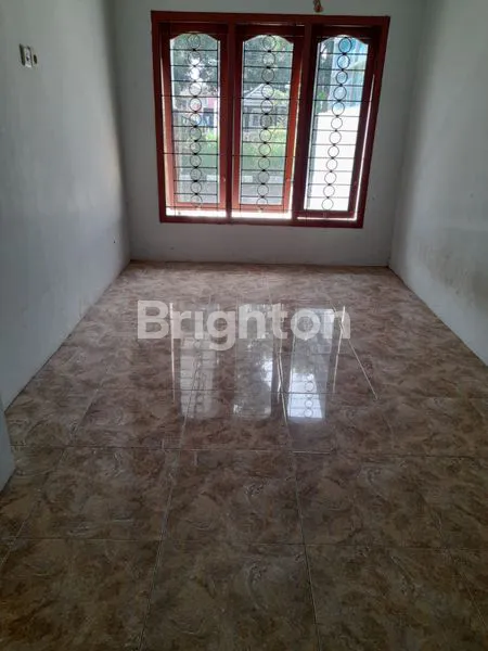 image DI JUAL RUMAH LUAS SIAP HUNI DI CIBINONG, 10-15 MENIT KE STASIUN CIBINONG, 20 MENIT KE STASIUN CITAYAM, 20-25 MENIT KE TOL JAGORAWI, 15 MENIT KE CIBINONG CITY MALL (8)