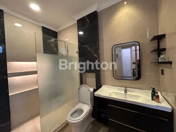 image RUMAH MEWAH VANCOUVER POOL PRIBADI, FULL FURNISH 320M² (7)