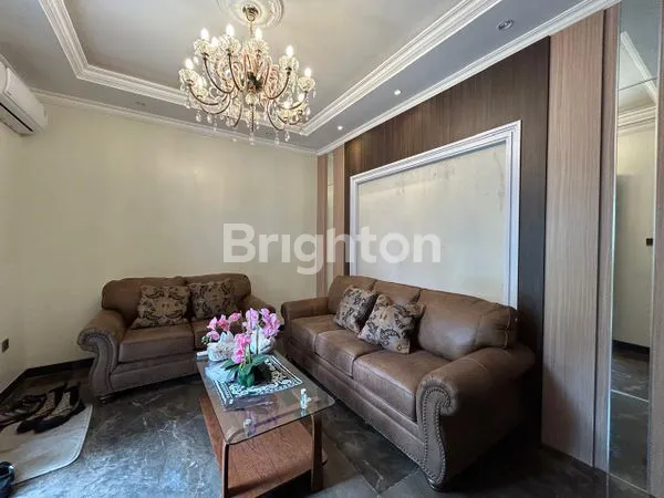 image RUMAH MEWAH VANCOUVER POOL PRIBADI, FULL FURNISH 320M² (2)