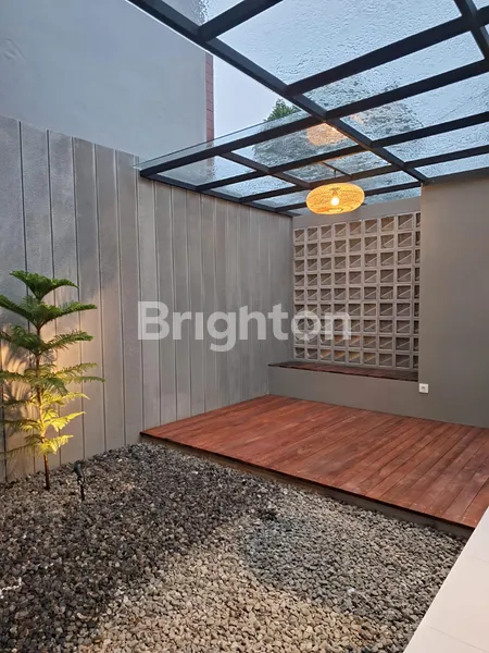image DIJUAL RUMAH ELEGAN 2 LANTAI DI SERPONG GARDEN 1 - CISAUK (3)