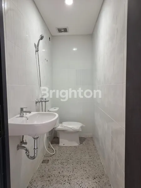 image DIJUAL RUMAH ELEGAN 2 LANTAI DI SERPONG GARDEN 1 - CISAUK (5)