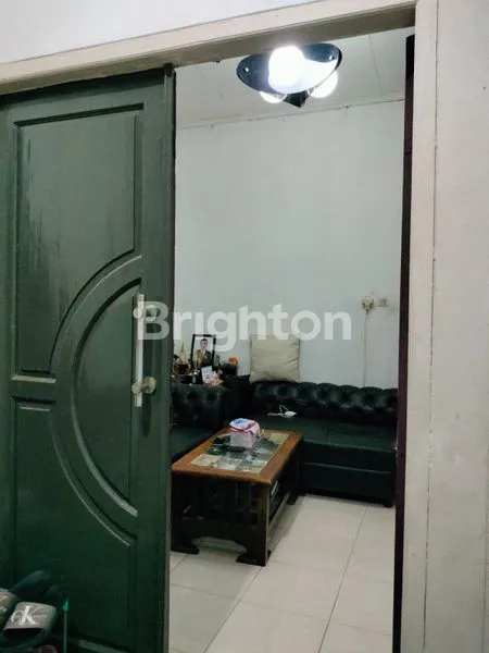 image RUMAH 2 LANTAI DI PETOJO  (4)