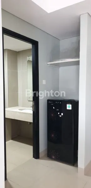 image SKYLINE PARAMOUNT CBD, 1BR DEKAT MALL SUMARECON (8)