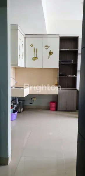 image SKYLINE PARAMOUNT CBD, 1BR DEKAT MALL SUMARECON (4)