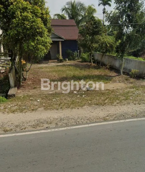 image RUMAH 2 LANTAI PINGGIR JALAN RAYA MEKAR SEKUNTUM, TEBAS (2)