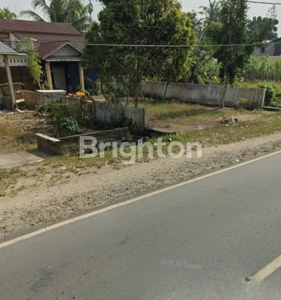 image RUMAH 2 LANTAI PINGGIR JALAN RAYA MEKAR SEKUNTUM, TEBAS (3)