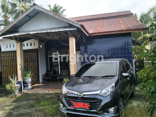 RUMAH 2 LANTAI PINGGIR JALAN RAYA MEKAR SEKUNTUM, TEBAS