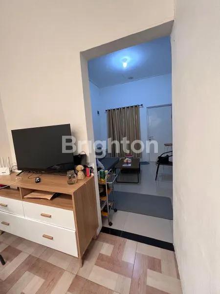 image RUMAH MINIMALIS SEMI FURNISH DI PURI SERPONG - LT 145 SHM (5)