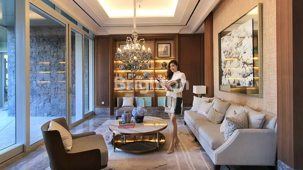 image APARTEMEN MEWAH DI ATAS TUNJUNGAN PLAZA 6, FULLY FURNISHED BARU, PRIVATE LIFT, FASILITAS BINTANG LIMA BERGAYA RESOR, DENGAN PEMANDANGAN INDAH KOTA SURABAYA !   (4)