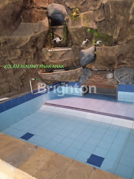 image RUMAH MEWAH 2 LANTAI, 4KT, KOLAM MINI DI GRIYA KENCANA DEPOK (6)