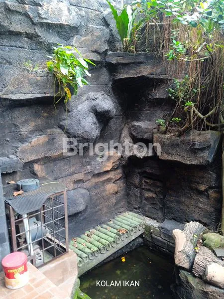 image RUMAH MEWAH 2 LANTAI, 4KT, KOLAM MINI DI GRIYA KENCANA DEPOK (8)
