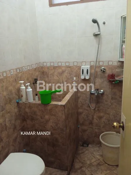 image RUMAH MEWAH 2 LANTAI, 4KT, KOLAM MINI DI GRIYA KENCANA DEPOK (5)