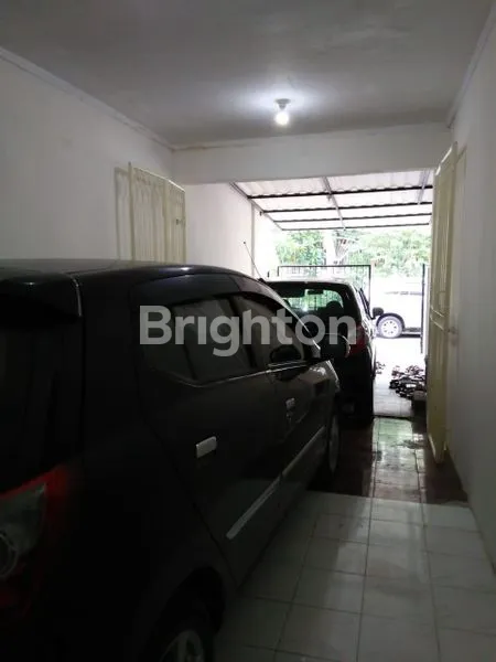 image RUMAH DI SIMPANG DARMO PERMAI SELATAN (2)
