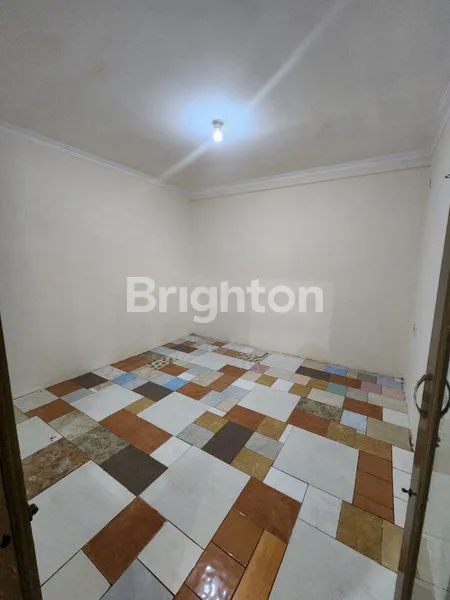 image RUANG USAHA STRATEGIS DI JALAN RAYA KELAPA DUA GADING SERPONG TRAFFIC SELALU RAMAI (4)