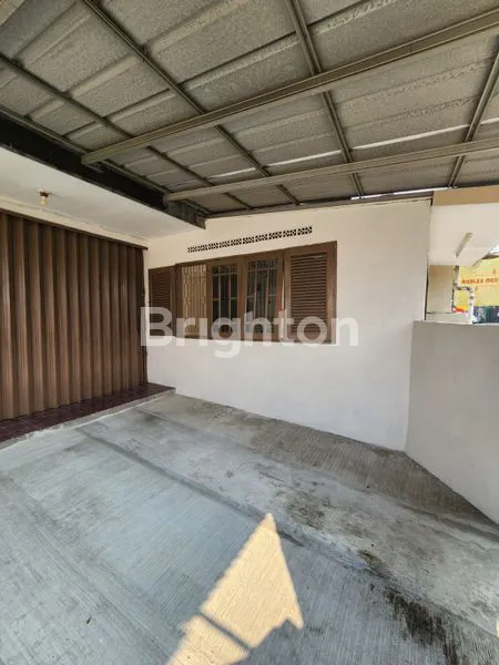 image RUANG USAHA STRATEGIS DI JALAN RAYA KELAPA DUA GADING SERPONG TRAFFIC SELALU RAMAI (1)