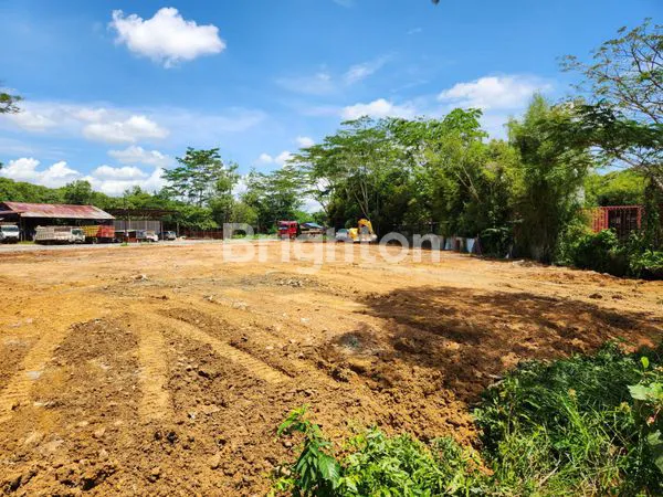 image LAHAN KOMERSIAL DENGAN LUAS 2.396 M2 PINGGIR JALAN TRANS KALIMANTAN KM. 2,7 AMBAWANG (4)