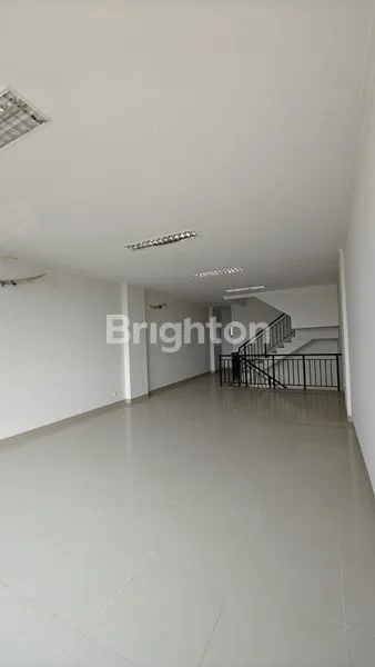 image RUKO RUBY COMMENCIAL DI SUMMARECON BANDUNG (1)