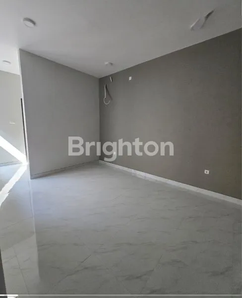 image RUMAH MUNGIL BERKUALITAS JEJER 2UNIT KUTISARI INDAH UTARA (2)