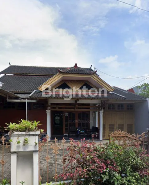 image RUMAH DI BANYUMANIK SEMARANG (1)